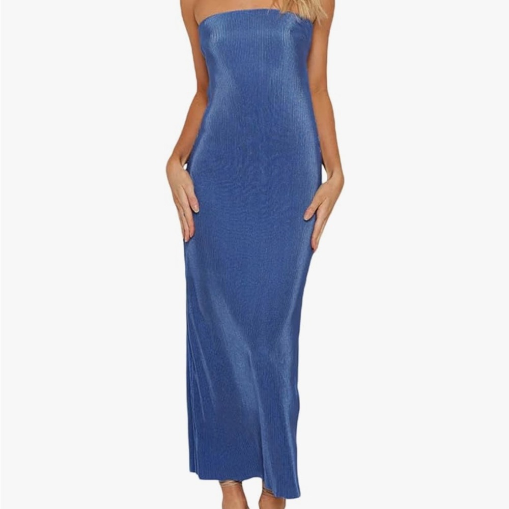 Elegant Blue Strapless Maxi Dress